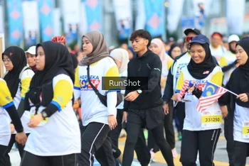 Runner Photo 4863369