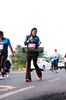 Runner Photo 4863373