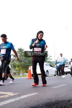 Runner Photo 4863375
