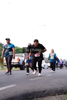 Runner Photo 4863377