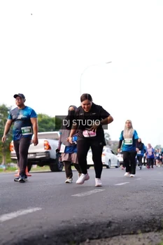 Runner Photo 4863380