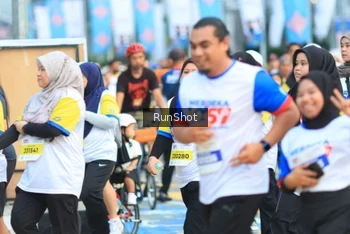 Runner Photo 4863394