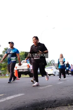 Runner Photo 4863397