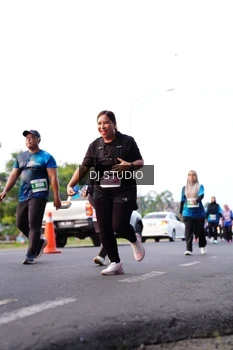 Runner Photo 4863399