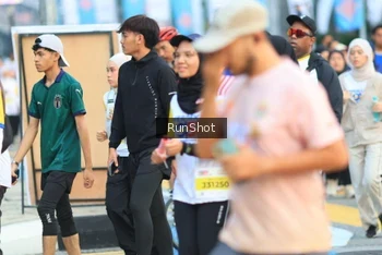 Runner Photo 4863409