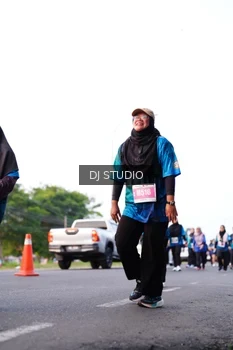 Runner Photo 4863412