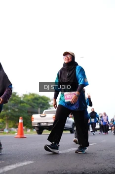 Runner Photo 4863417