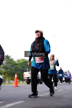 Runner Photo 4863422