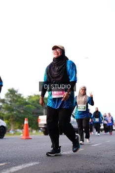 Runner Photo 4863424