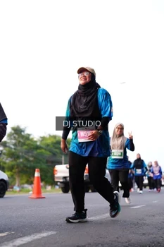 Runner Photo 4863425