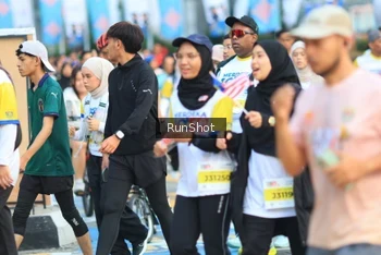 Runner Photo 4863446
