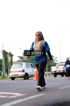 Runner Photo 4863459