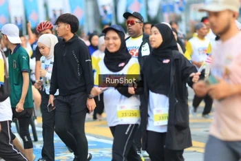 Runner Photo 4863475