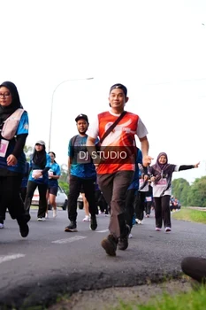 Runner Photo 4863486