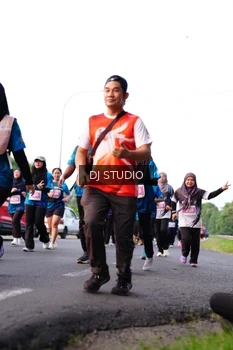 Runner Photo 4863504