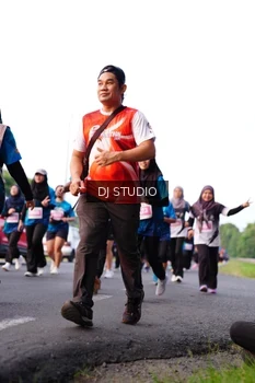 Runner Photo 4863512
