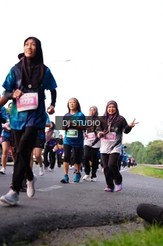 Runner Photo 4863530