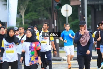 Runner Photo 4863533
