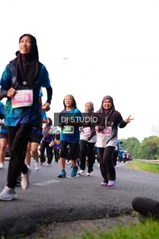 Runner Photo 4863535