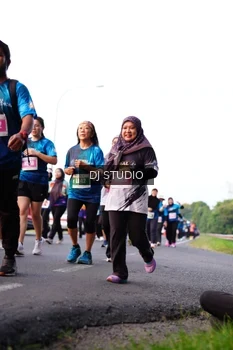 Runner Photo 4863562