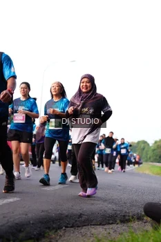 Runner Photo 4863568