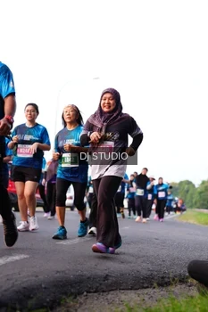 Runner Photo 4863573