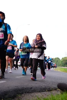Runner Photo 4863580