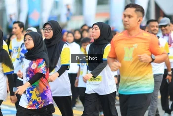 Runner Photo 4863587