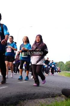 Runner Photo 4863595