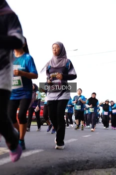 Runner Photo 4863598