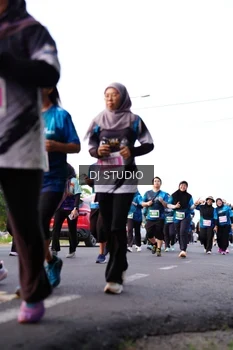 Runner Photo 4863601