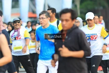Runner Photo 4863616