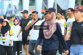 Runner Photo 4863626