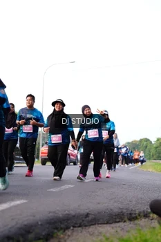 Runner Photo 4863650