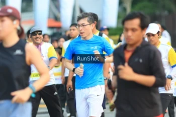 Runner Photo 4863656