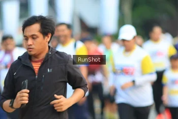 Runner Photo 4863657