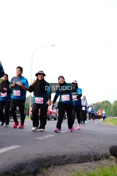 Runner Photo 4863662