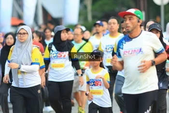 Runner Photo 4863684