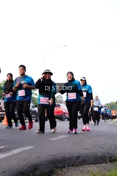 Runner Photo 4863687