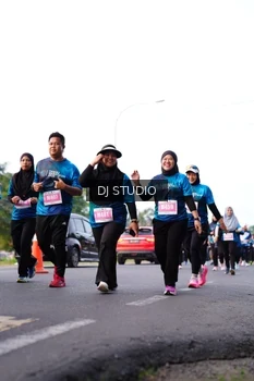 Runner Photo 4863706
