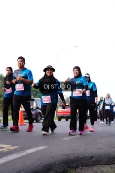 Runner Photo 4863721