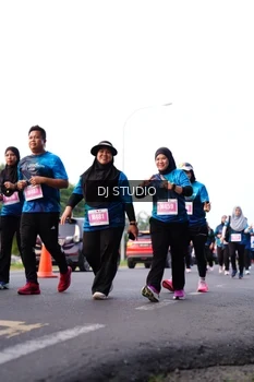 Runner Photo 4863724
