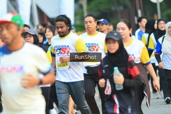 Runner Photo 4863725