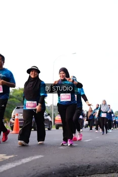 Runner Photo 4863731