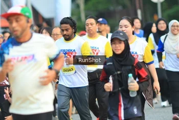 Runner Photo 4863732