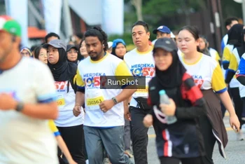 Runner Photo 4863736