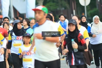 Runner Photo 4863737