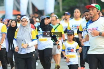 Runner Photo 4863748