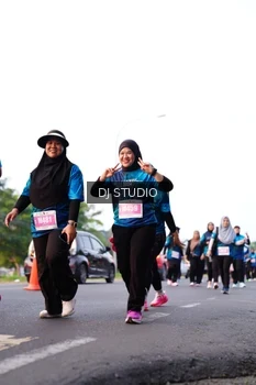 Runner Photo 4863756