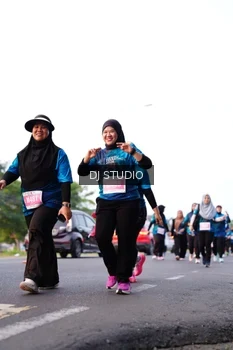 Runner Photo 4863758